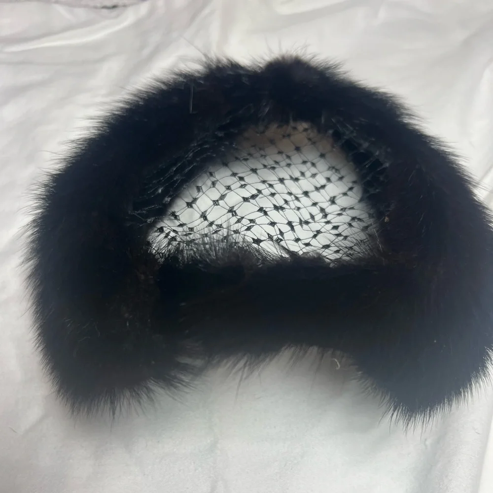 Vintage Strawbridge & Clothier Antique Fur Hat Collection Box 13 Mid-Century Hat - Picture 3 of 15